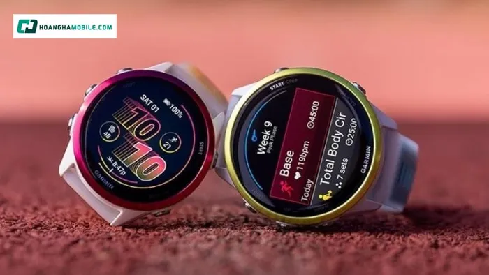 Đồng hồ Garmin Forerunner 570 (42mm) trang bị màn hình AMOLED sắc nét, tối ưu hiển thị