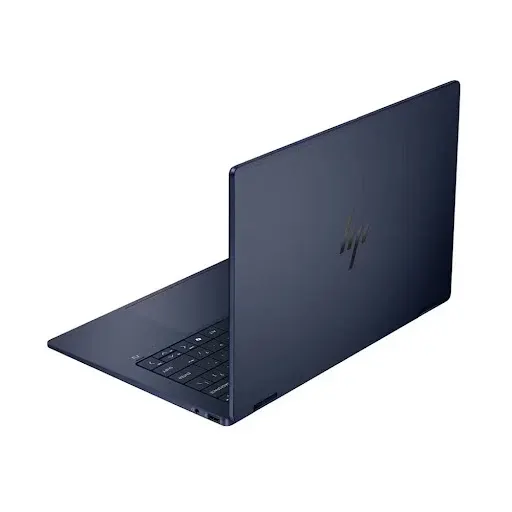 Bàn phím có đèn nền và touchpad rộng rãi của laptop HP