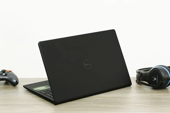Bàn phím và touchpad mang đến trải nghiệm thoải mái và mượt mà