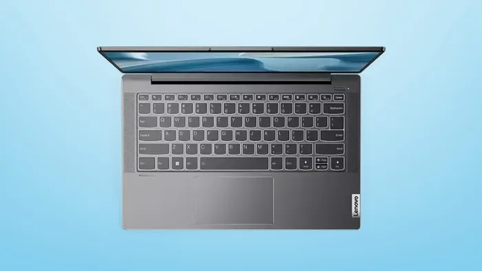 bàn phím và touchpad khoa học.