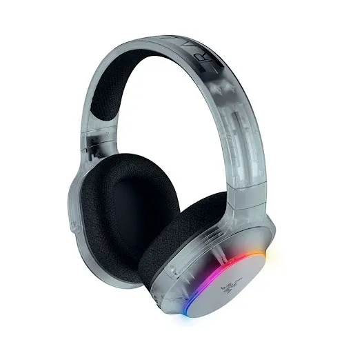 Thiết kế over-ear nhẹ 285g của Razer Barracuda X Chroma mang lại sự thoải mái